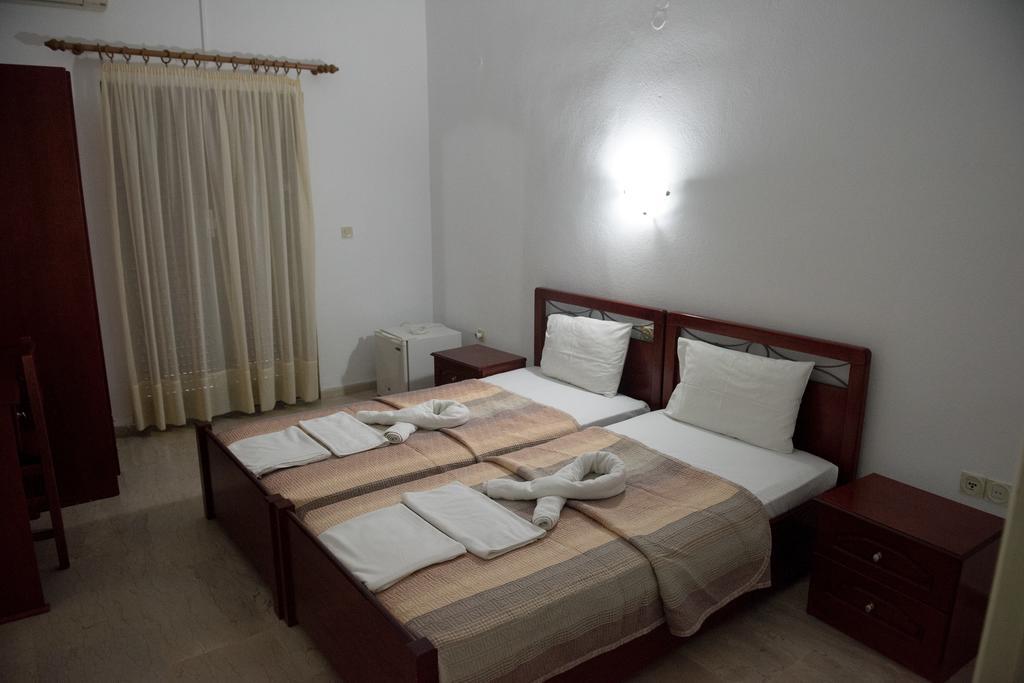 Hotel Glaros Ammoudia Pokoj fotografie